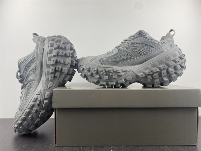 blcg defender sneaker grey mesh and nylon 685613w2ra25690