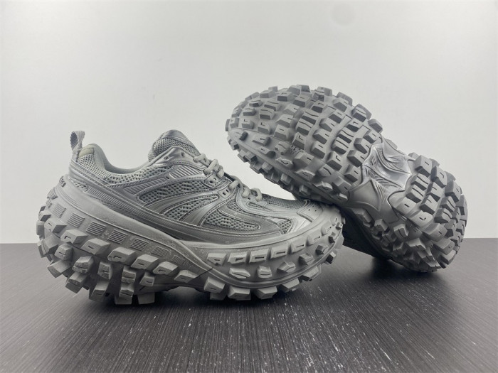 blcg defender sneaker grey mesh and nylon 685613w2ra25690