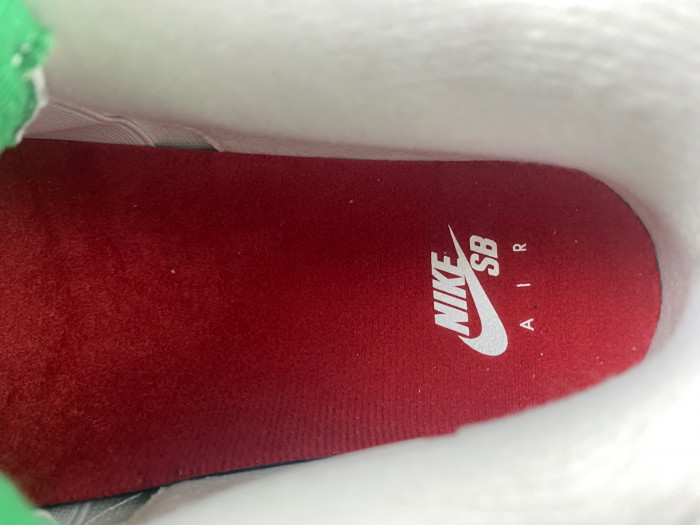 jordan 4 retro sb pine green - dr5415-103